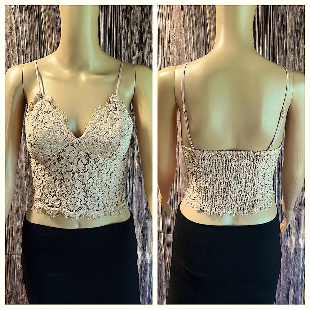 Only size 36 small baby pink pale rose floral lace summer boho bralette